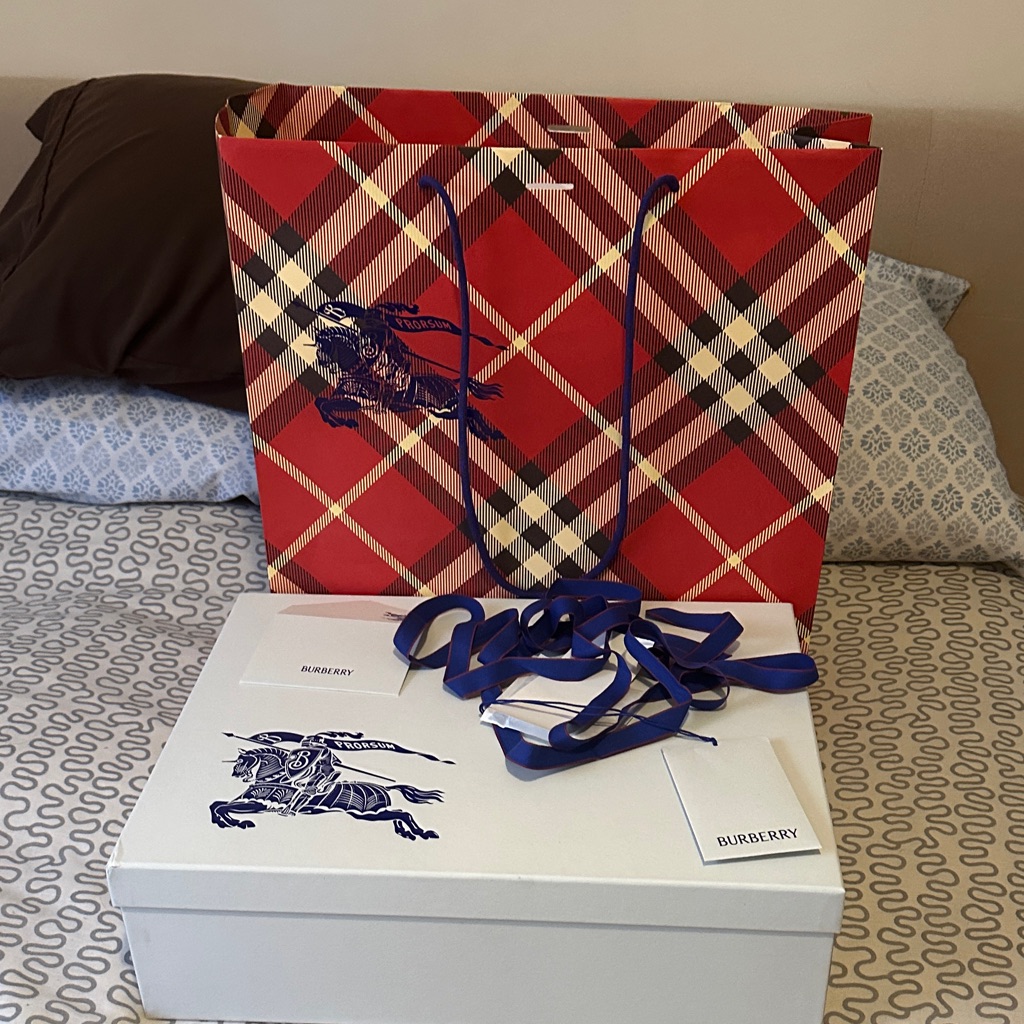 Burberry Red And Blue Plaid Bag With Empty White Box With Ribbon  Booklets